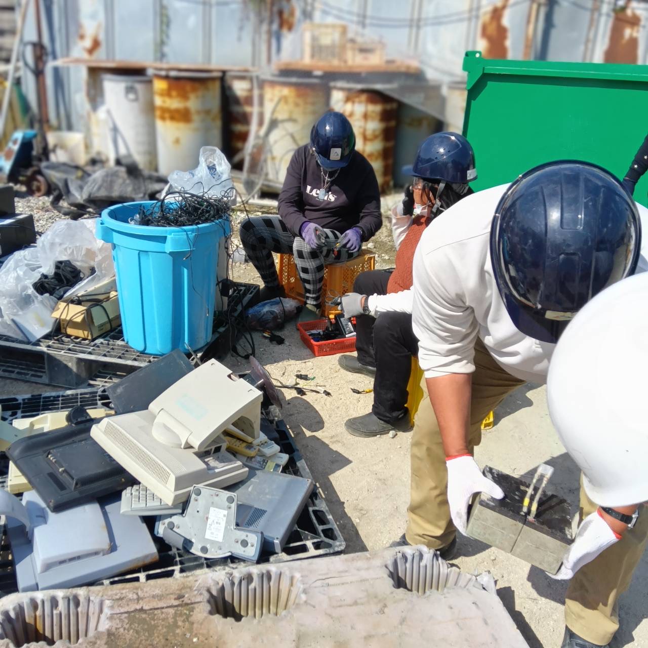 軽作業（リサイクル工場）